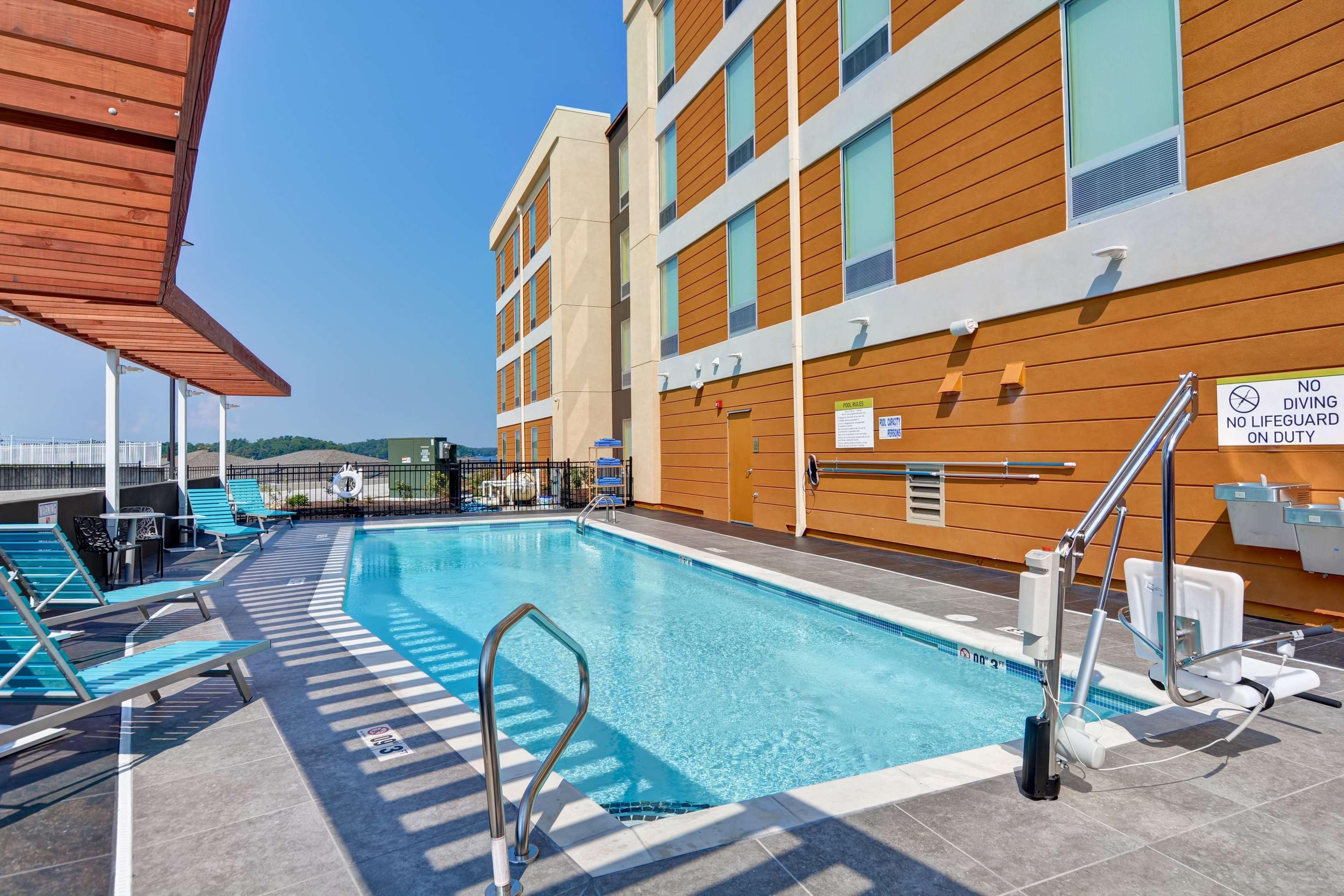 Home2 Suites By Hilton Hot Springs Exterior photo