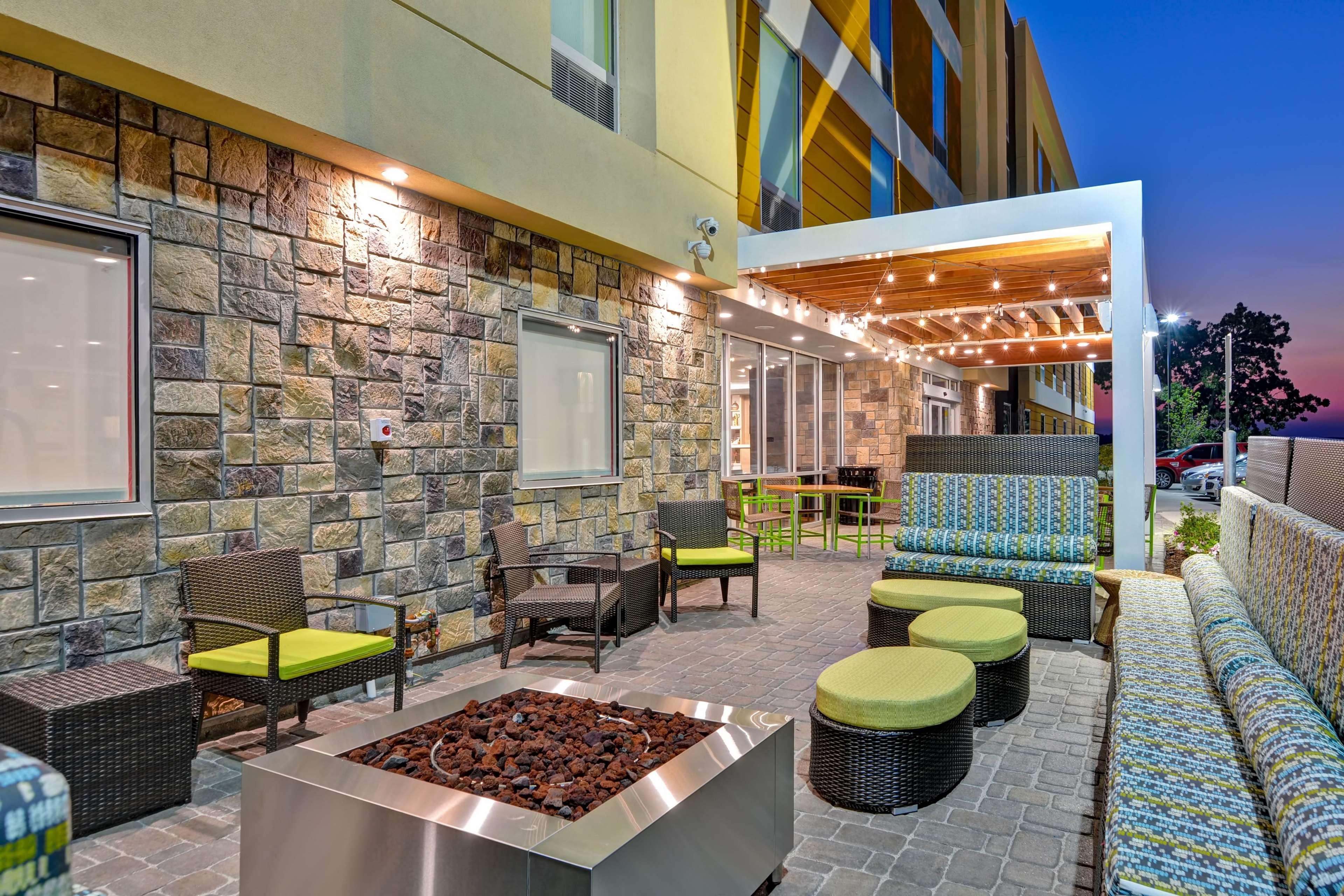 Home2 Suites By Hilton Hot Springs Exterior photo