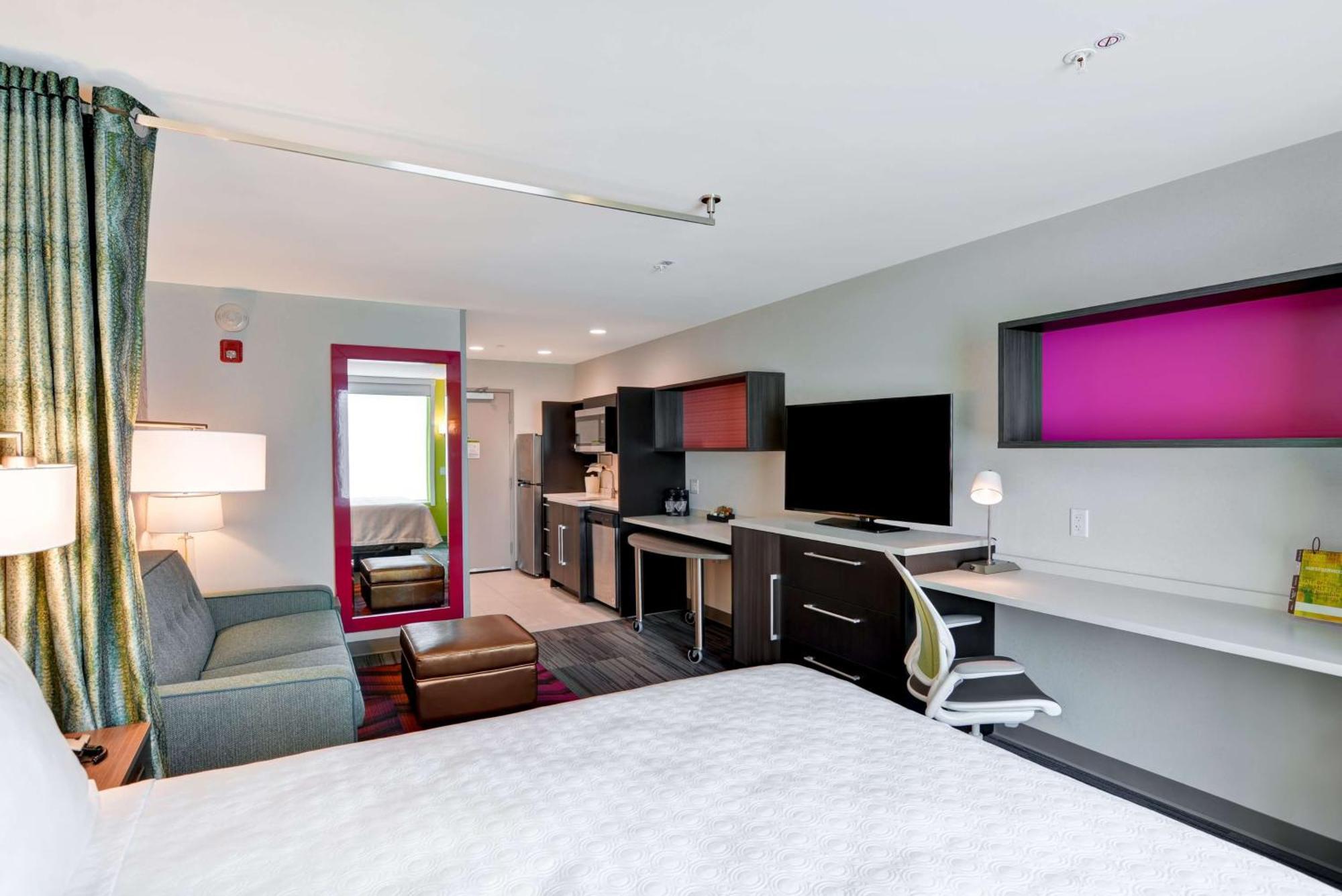 Home2 Suites By Hilton Hot Springs Exterior photo