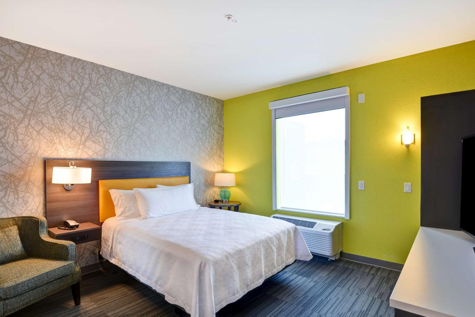 Home2 Suites By Hilton Hot Springs Exterior photo